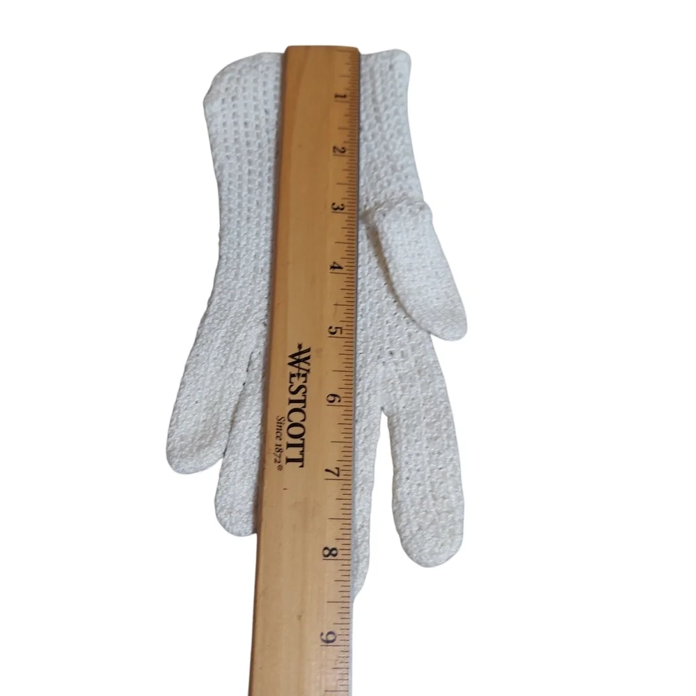 Vintage White Scalloped Knit Gloves | Romantic Crochet Lace Look | Classic Retro